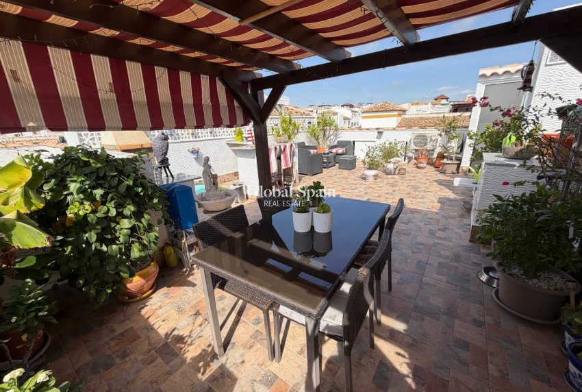 Resale - APARTMENT -
ORIHUELA - Entre Naranjos