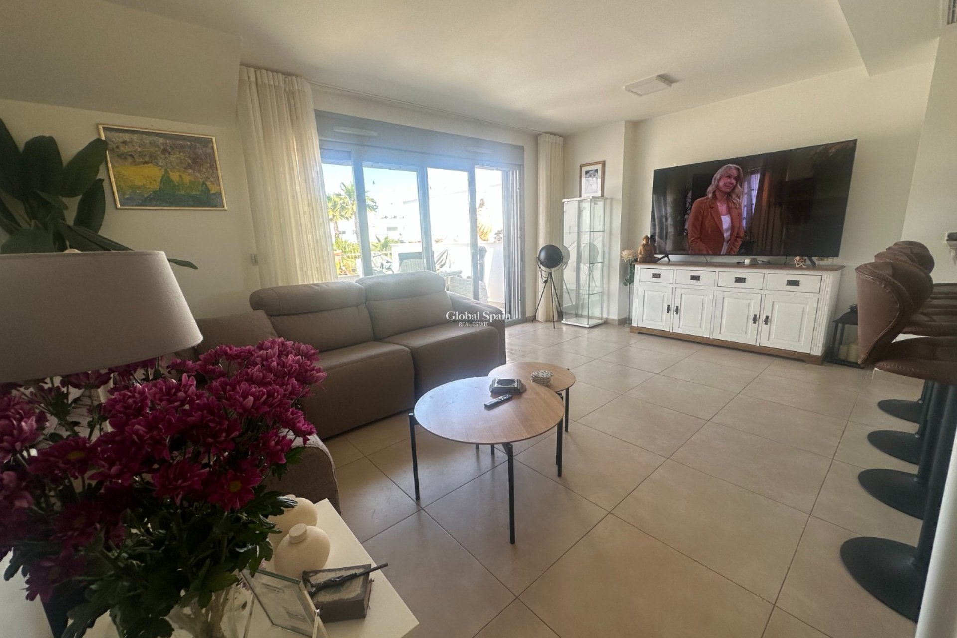 Resale - Apartment -
ORIHUELA - Entre Naranjos