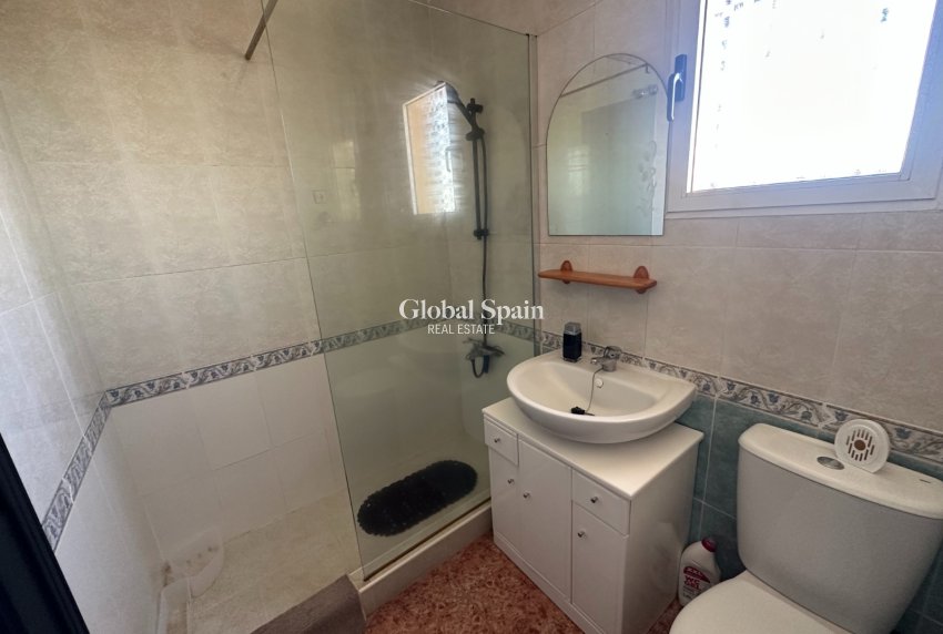 Resale - APARTMENT -
ORIHUELA - Inland