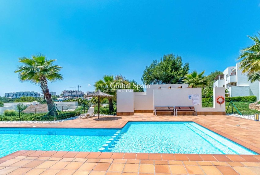 Resale - APARTMENT -
ORIHUELA - Inland