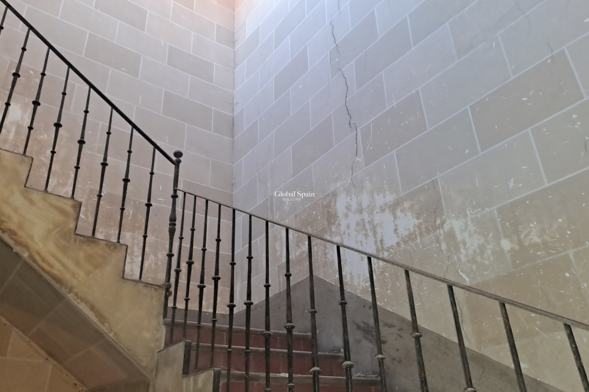 Resale - APARTMENT -
ORIHUELA - Inland