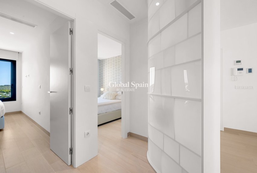 Resale - APARTMENT -
ORIHUELA - Inland