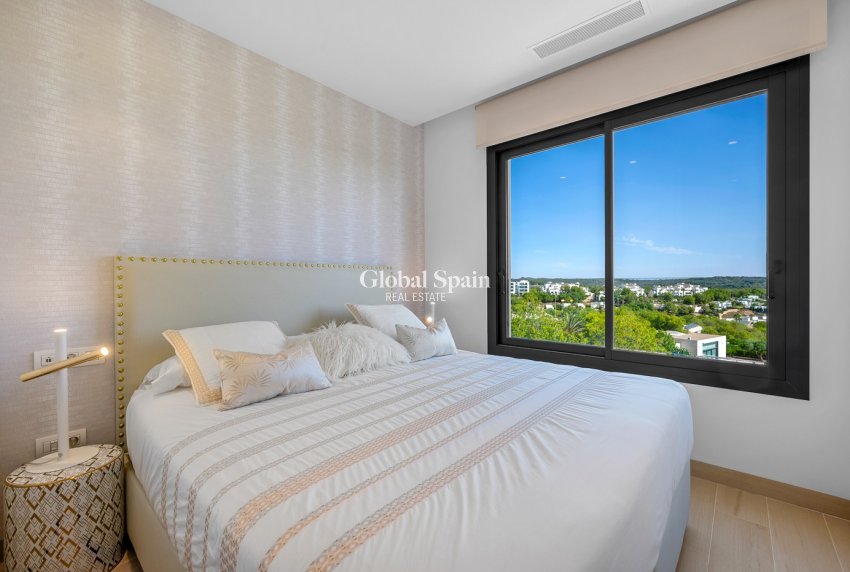 Resale - APARTMENT -
ORIHUELA - Inland