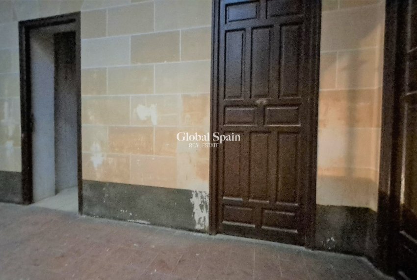 Resale - APARTMENT -
ORIHUELA - Inland