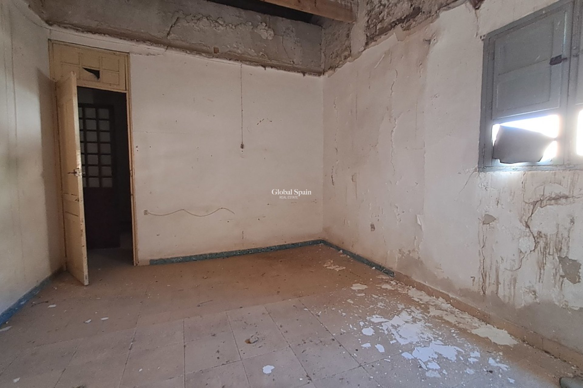 Resale - APARTMENT -
ORIHUELA - Inland