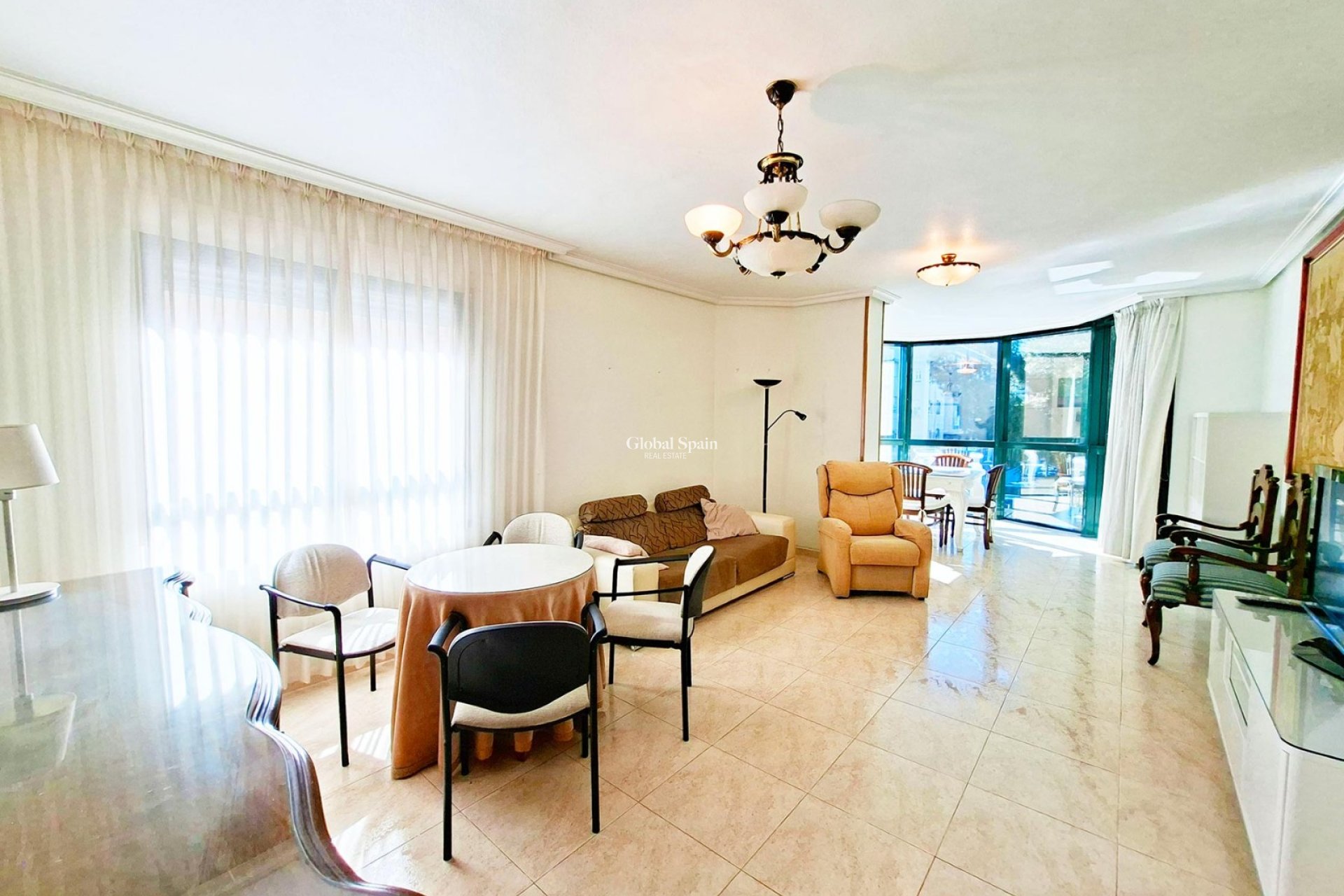 Resale - APARTMENT -
ORIHUELA - Inland