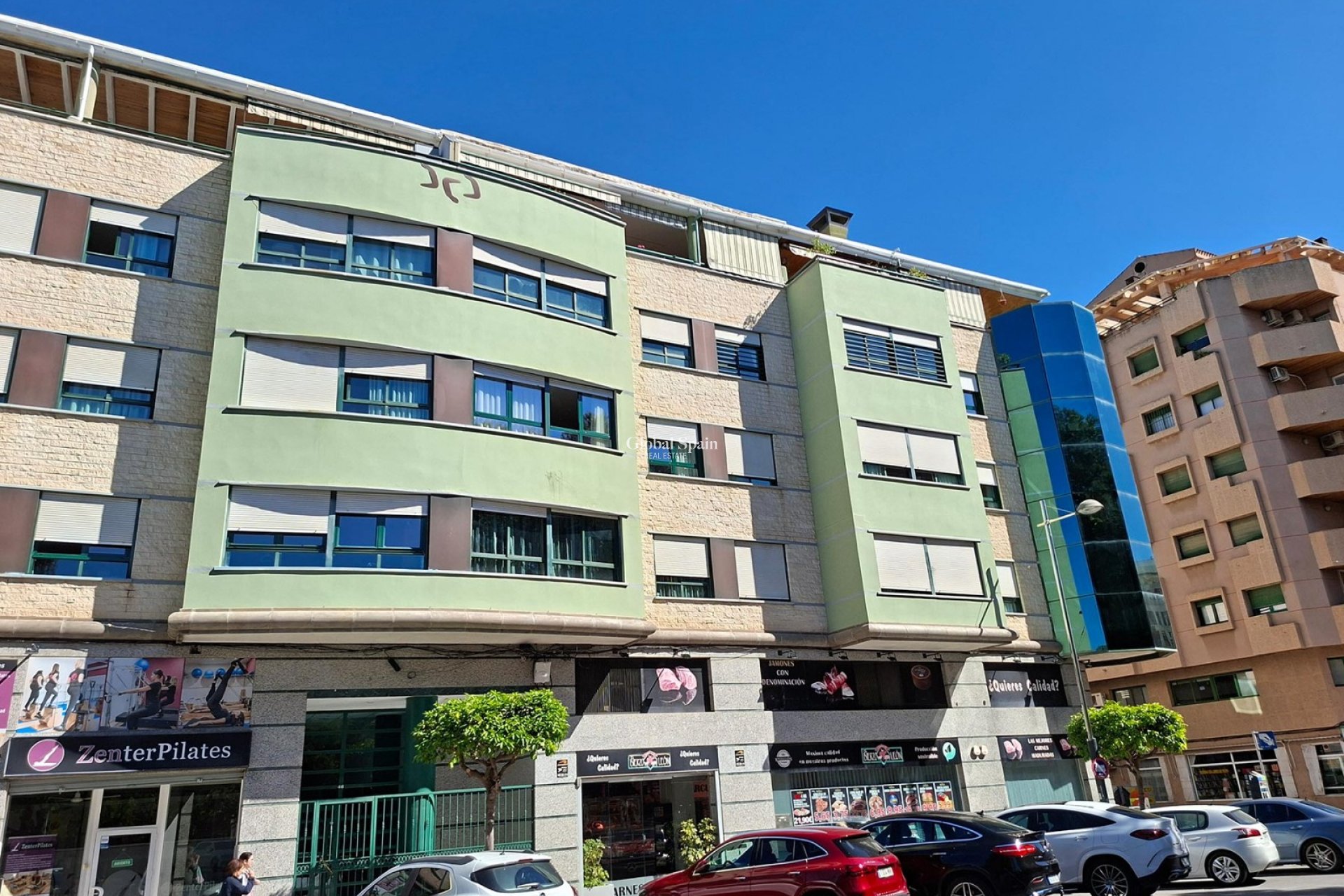 Resale - APARTMENT -
ORIHUELA - Inland