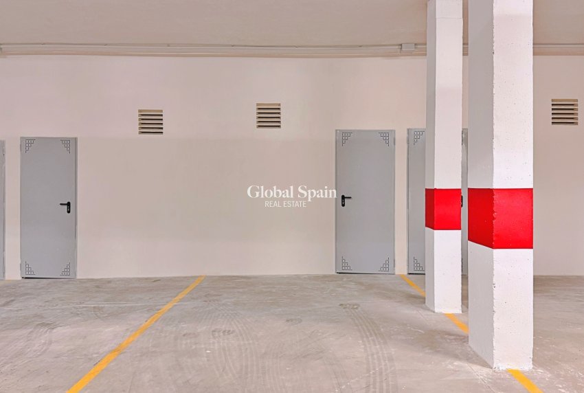 Resale - APARTMENT -
ORIHUELA - Inland