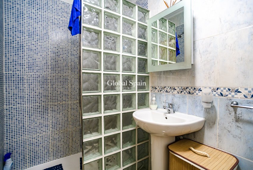 Resale - APARTMENT -
ORIHUELA - La Matanza