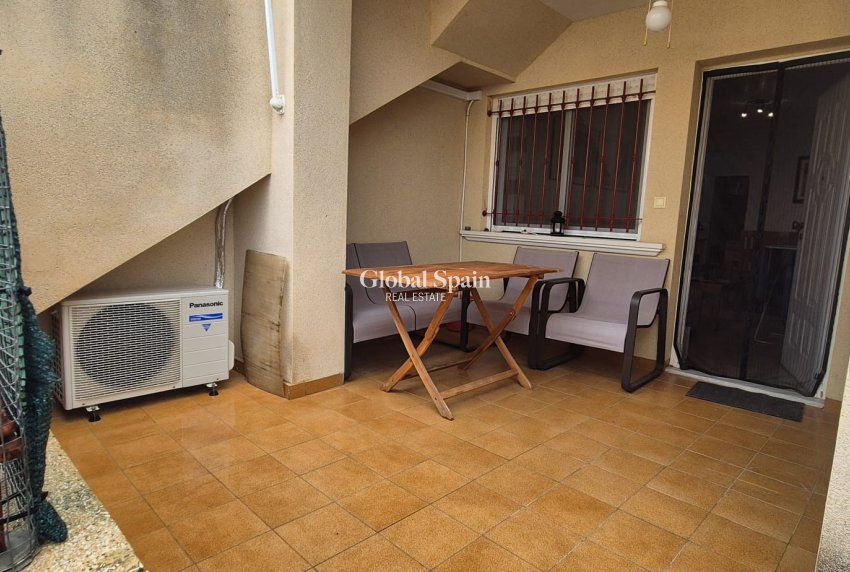 Resale - APARTMENT -
ORIHUELA - La Matanza