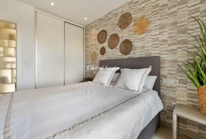 Resale - APARTMENT -
ORIHUELA - LAS COLINAS GOLF RESORT