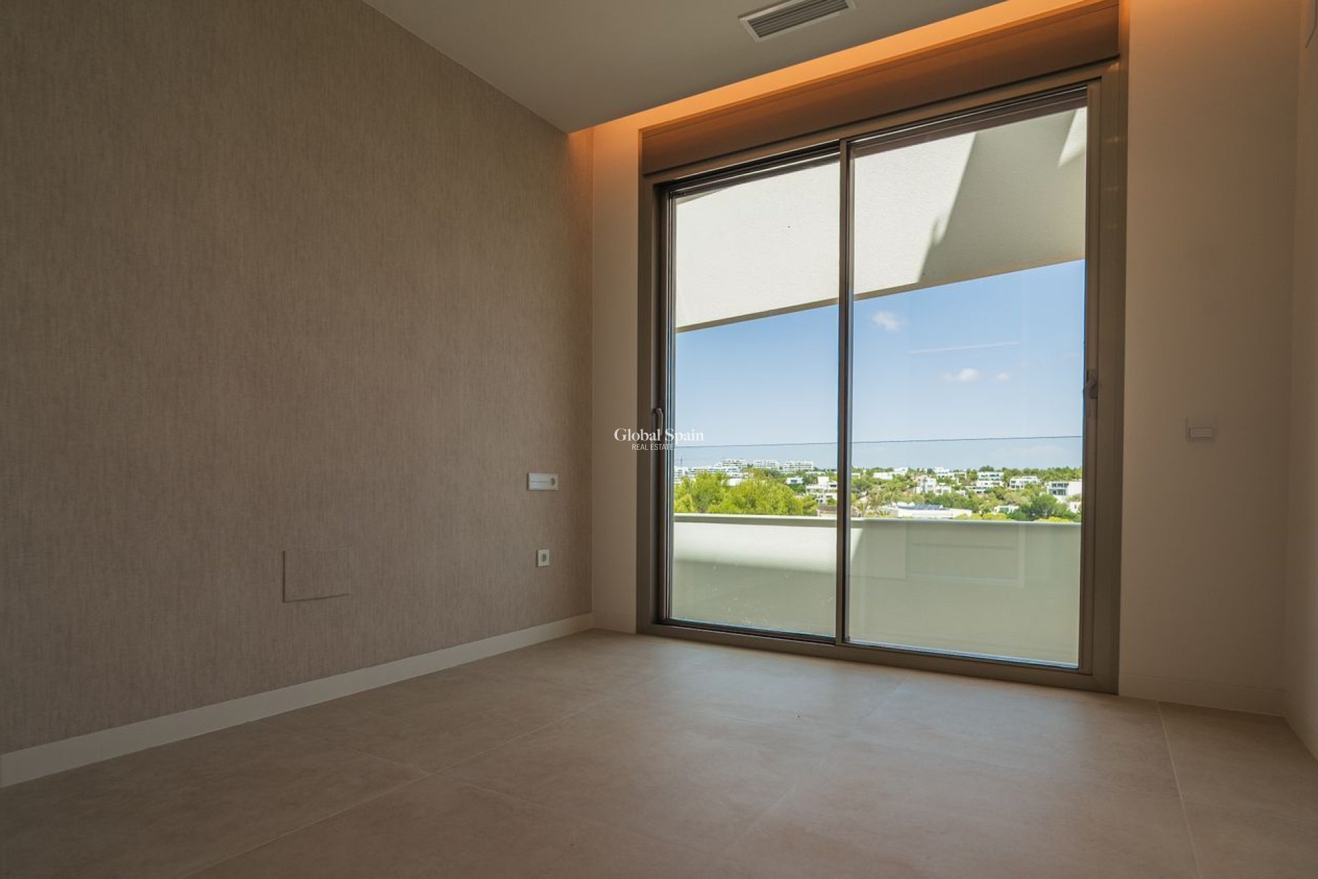 Resale - APARTMENT -
ORIHUELA - LAS COLINAS GOLF RESORT