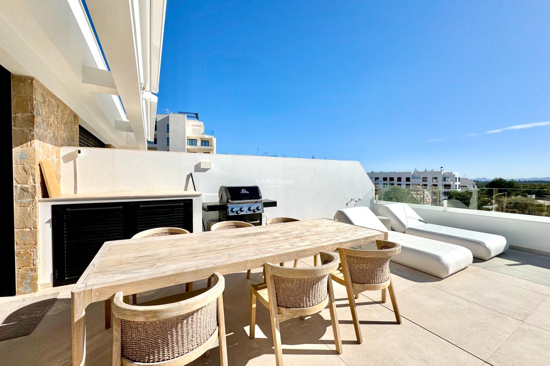 Resale - APARTMENT -
ORIHUELA - LAS COLINAS GOLF RESORT