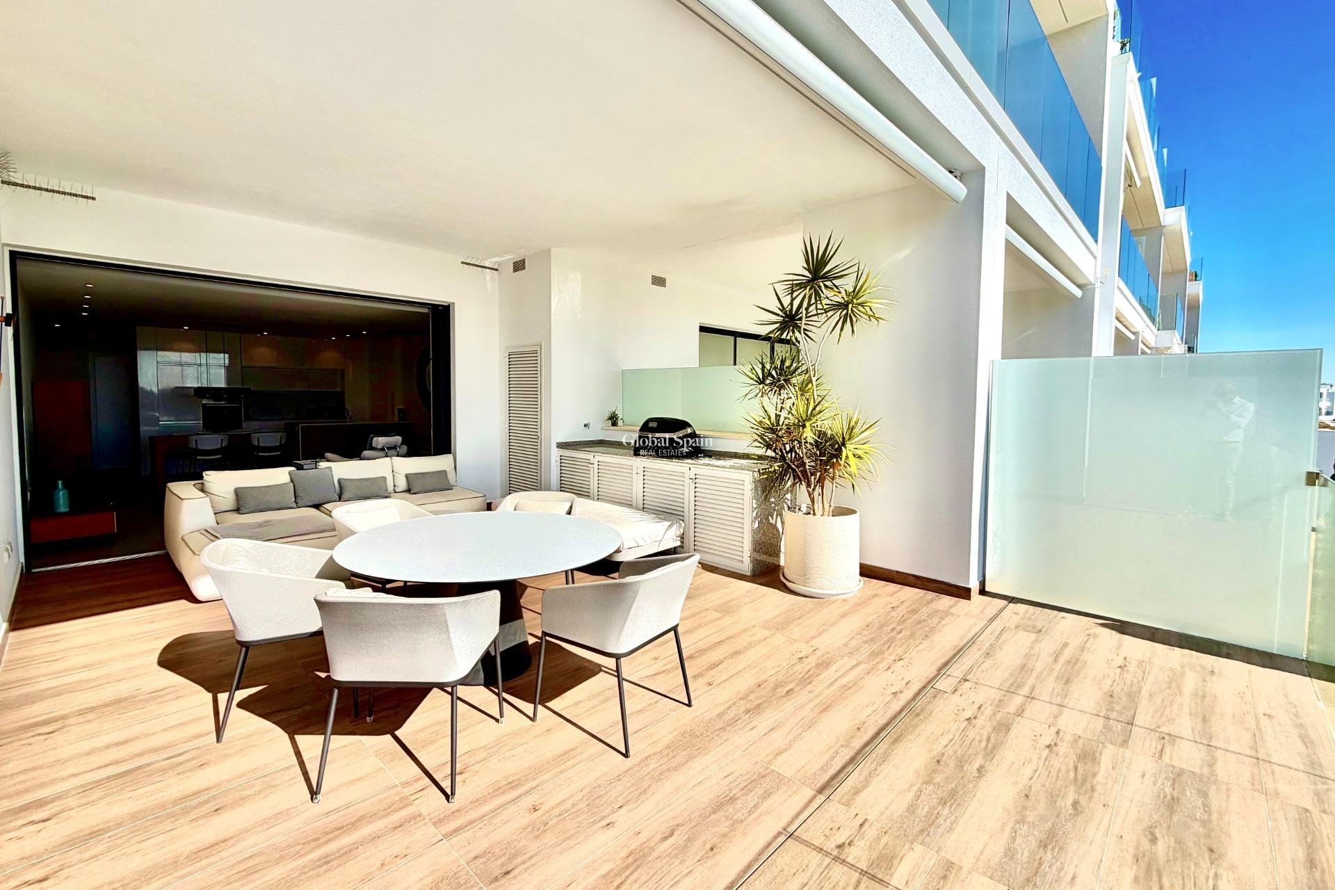 Resale - APARTMENT -
ORIHUELA - LAS COLINAS GOLF RESORT