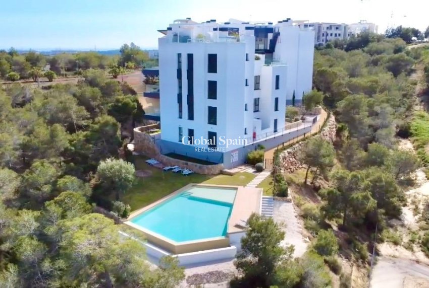 Resale - APARTMENT -
ORIHUELA - LAS COLINAS GOLF RESORT