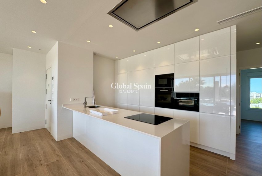 Resale - APARTMENT -
ORIHUELA - LAS COLINAS GOLF RESORT