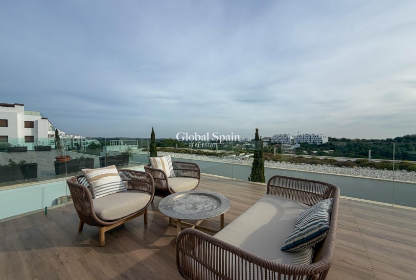 Resale - APARTMENT -
ORIHUELA - LAS COLINAS GOLF RESORT