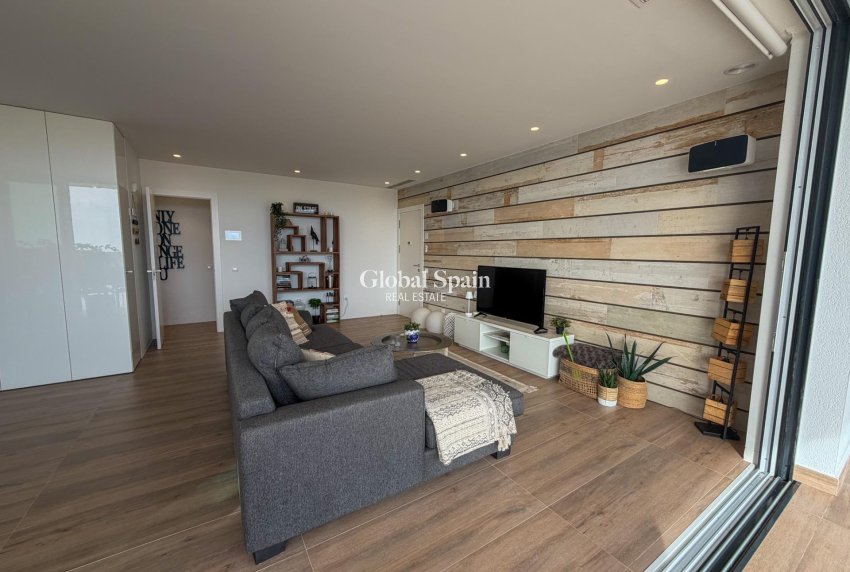 Resale - APARTMENT -
ORIHUELA - LAS COLINAS GOLF RESORT