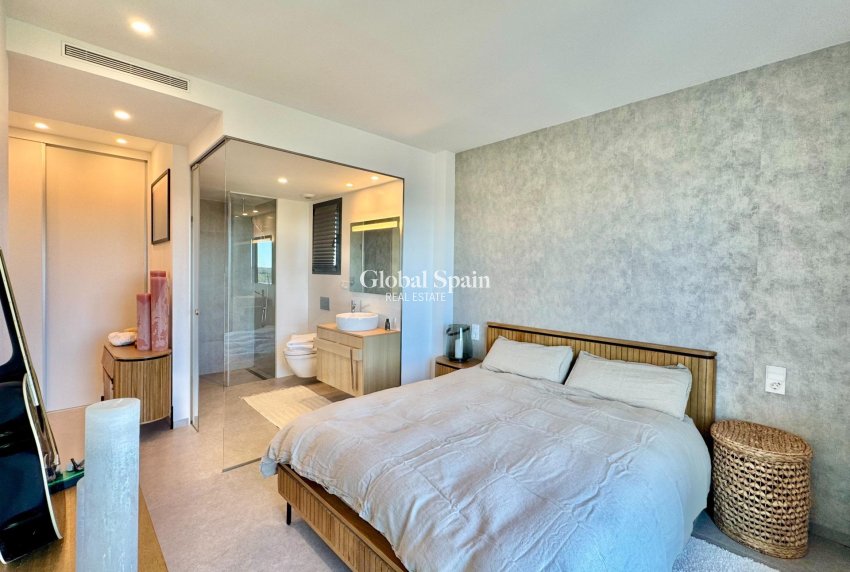 Resale - APARTMENT -
ORIHUELA - LAS COLINAS GOLF RESORT