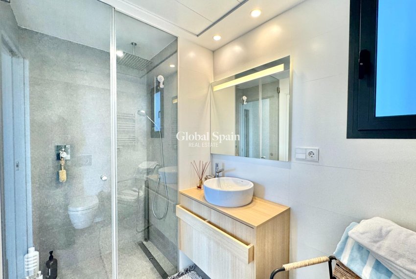 Resale - APARTMENT -
ORIHUELA - LAS COLINAS GOLF RESORT