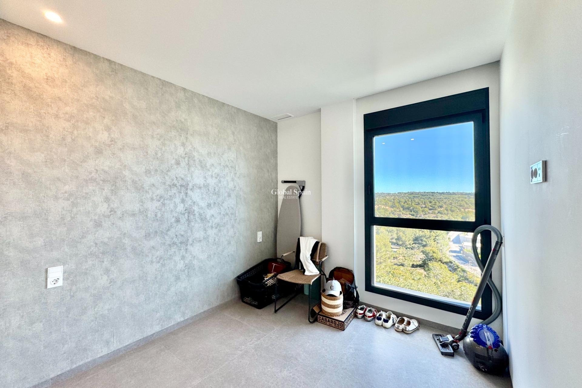 Resale - APARTMENT -
ORIHUELA - LAS COLINAS GOLF RESORT