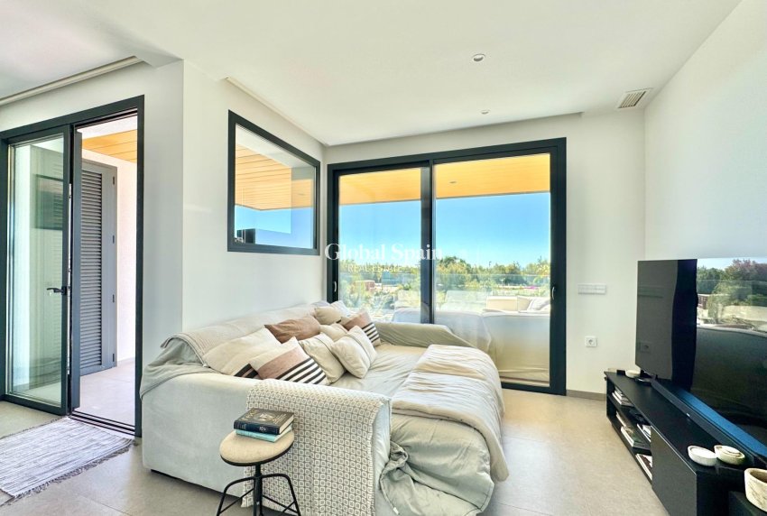 Resale - APARTMENT -
ORIHUELA - LAS COLINAS GOLF RESORT