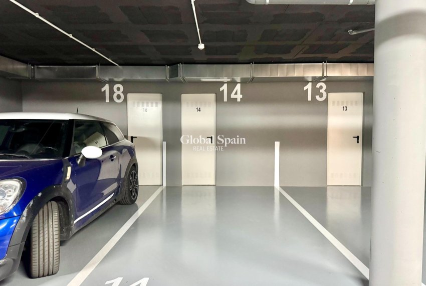 Resale - APARTMENT -
ORIHUELA - LAS COLINAS GOLF RESORT