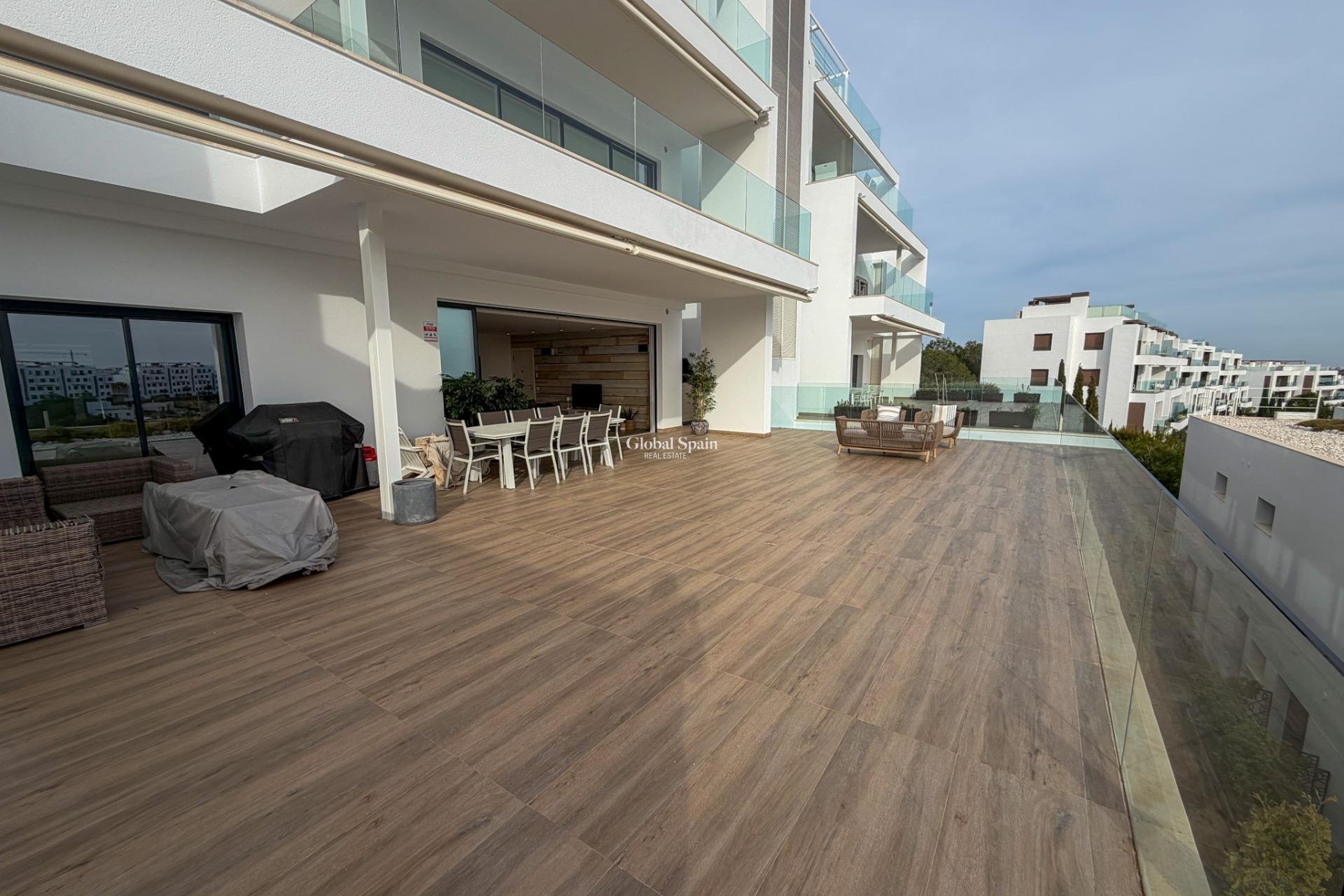 Resale - APARTMENT -
ORIHUELA - LAS COLINAS GOLF RESORT