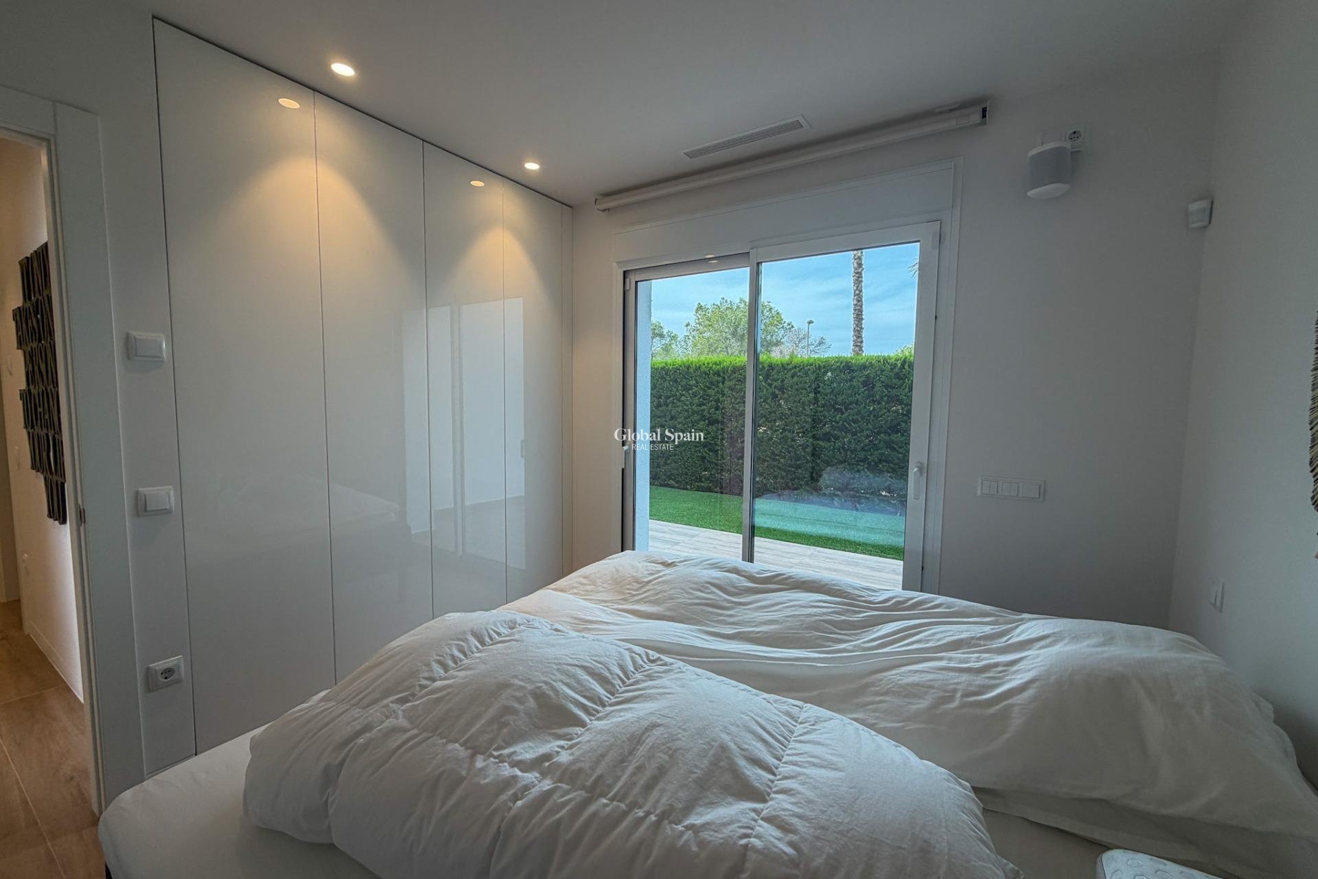 Resale - APARTMENT -
ORIHUELA - LAS COLINAS GOLF RESORT