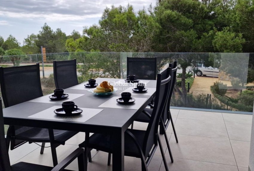 Resale - APARTMENT -
ORIHUELA - LAS COLINAS GOLF RESORT