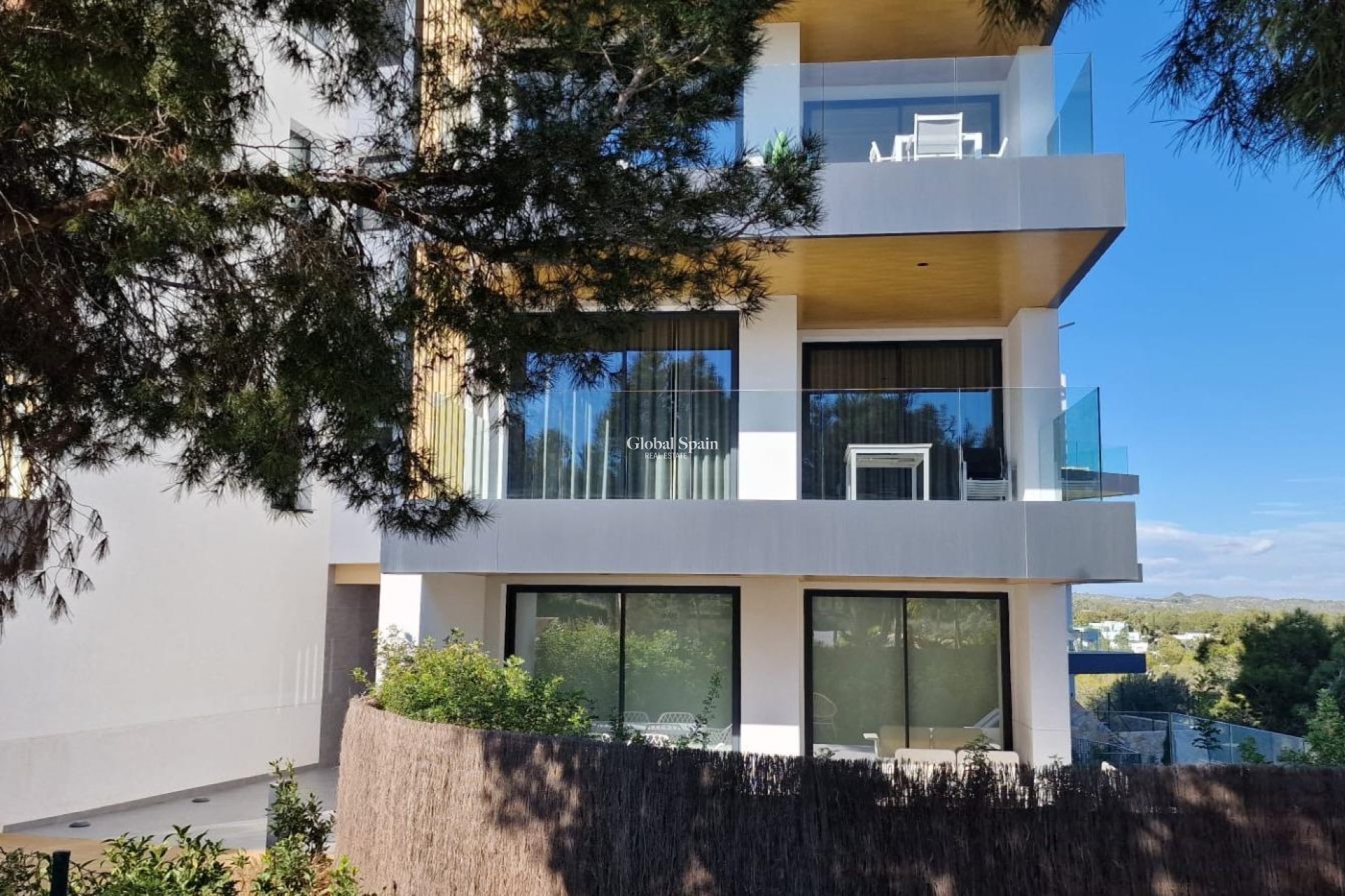 Resale - APARTMENT -
ORIHUELA - LAS COLINAS GOLF RESORT