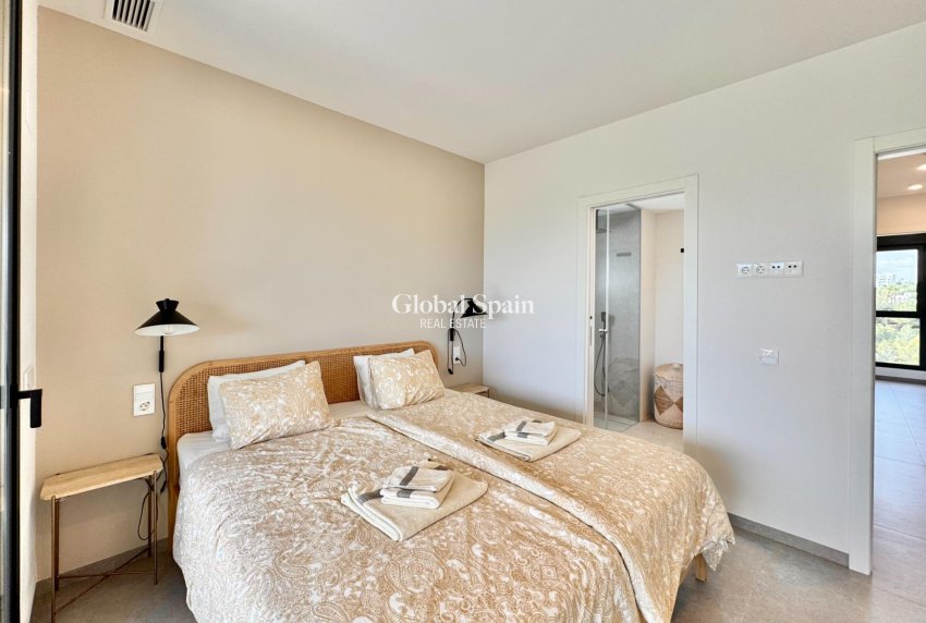 Resale - APARTMENT -
ORIHUELA - LAS COLINAS GOLF RESORT