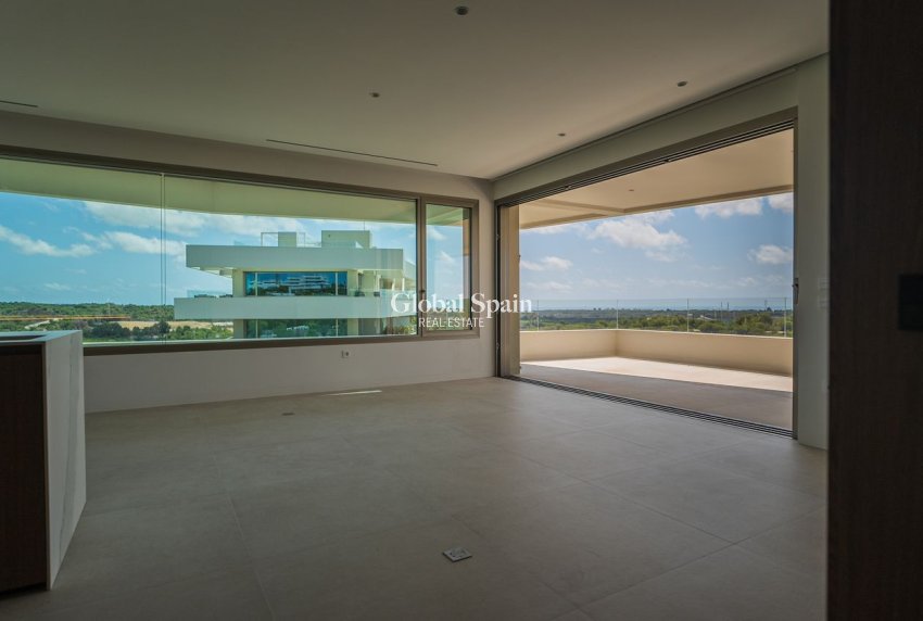 Resale - APARTMENT -
ORIHUELA - LAS COLINAS GOLF RESORT
