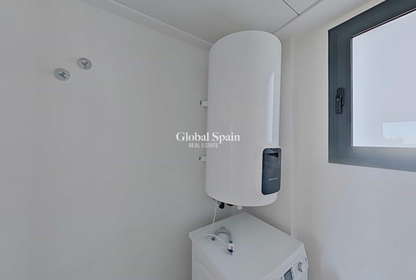 Resale - APARTMENT -
ORIHUELA - Las Colinas Golf