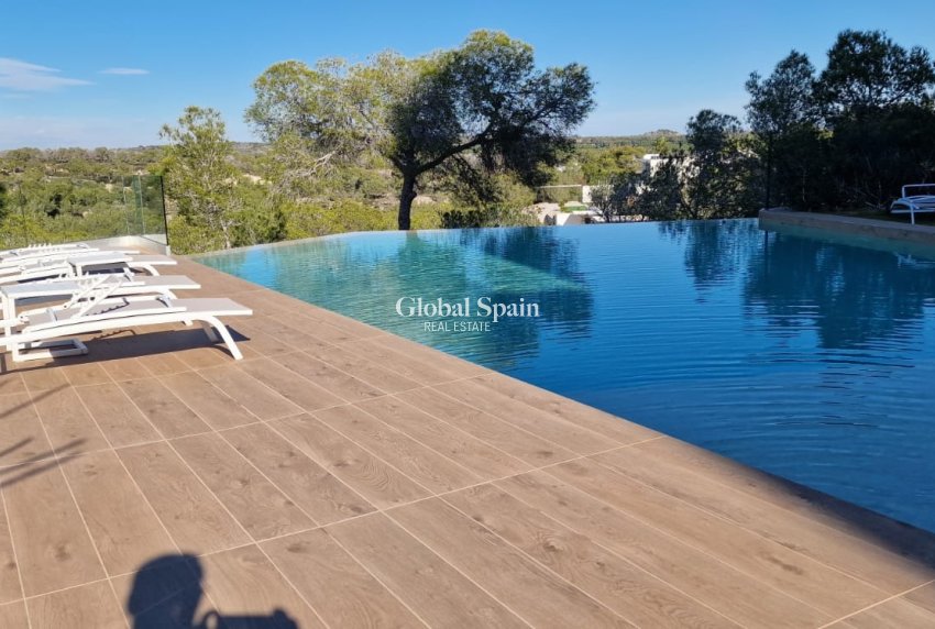 Resale - APARTMENT -
ORIHUELA - Las Colinas Golf