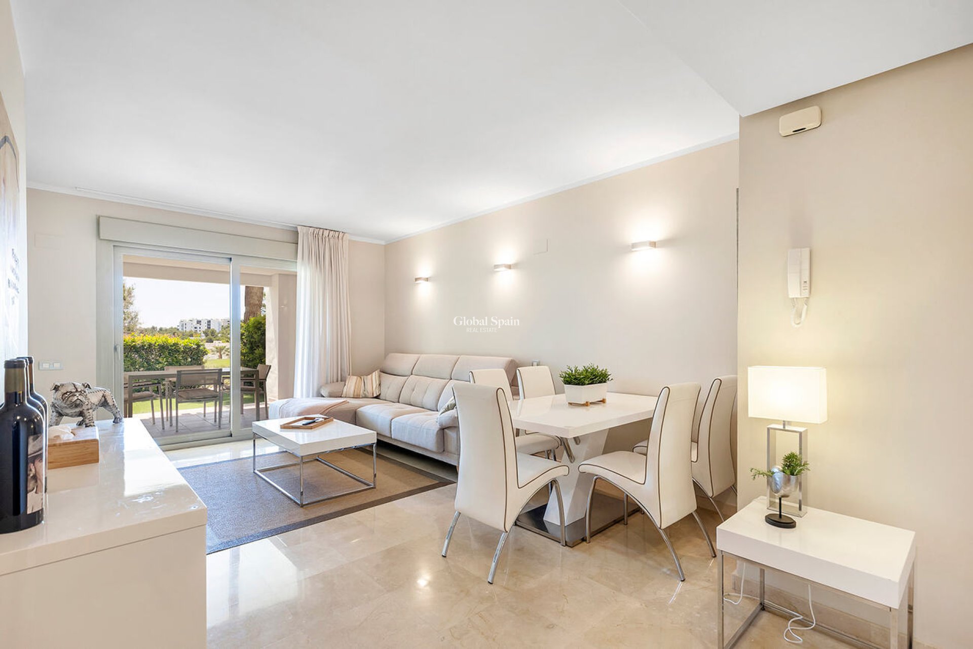 Resale - APARTMENT -
ORIHUELA - Las Colinas