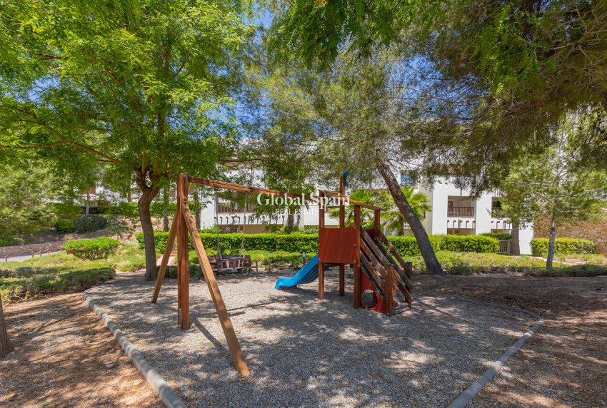 Resale - APARTMENT -
ORIHUELA - Las Colinas