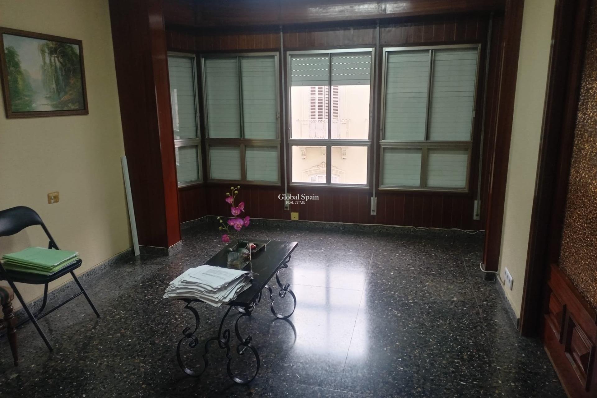 Resale - APARTMENT -
ORIHUELA - Orihuela Ciudad