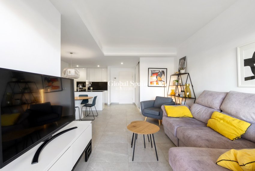 Resale - Apartment -
ORIHUELA - Orihuela Costa