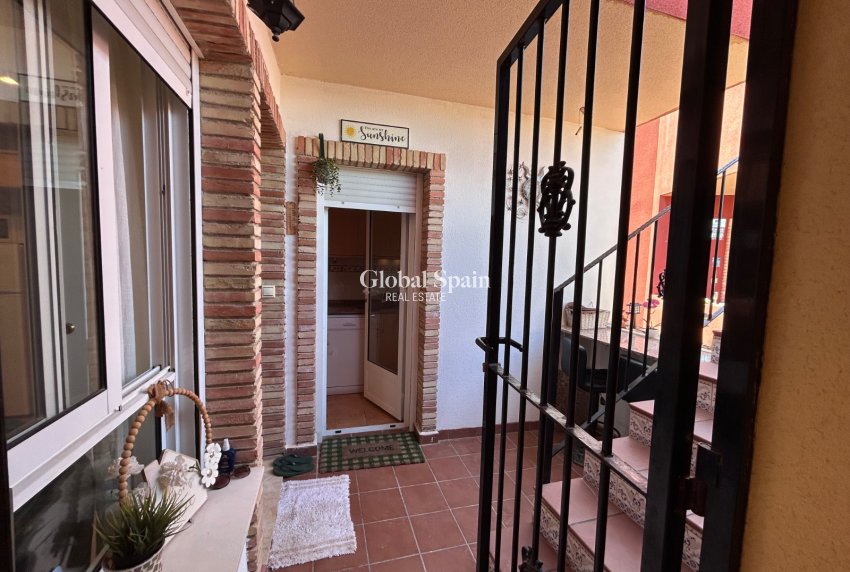 Resale - APARTMENT -
ORIHUELA - Torremendo