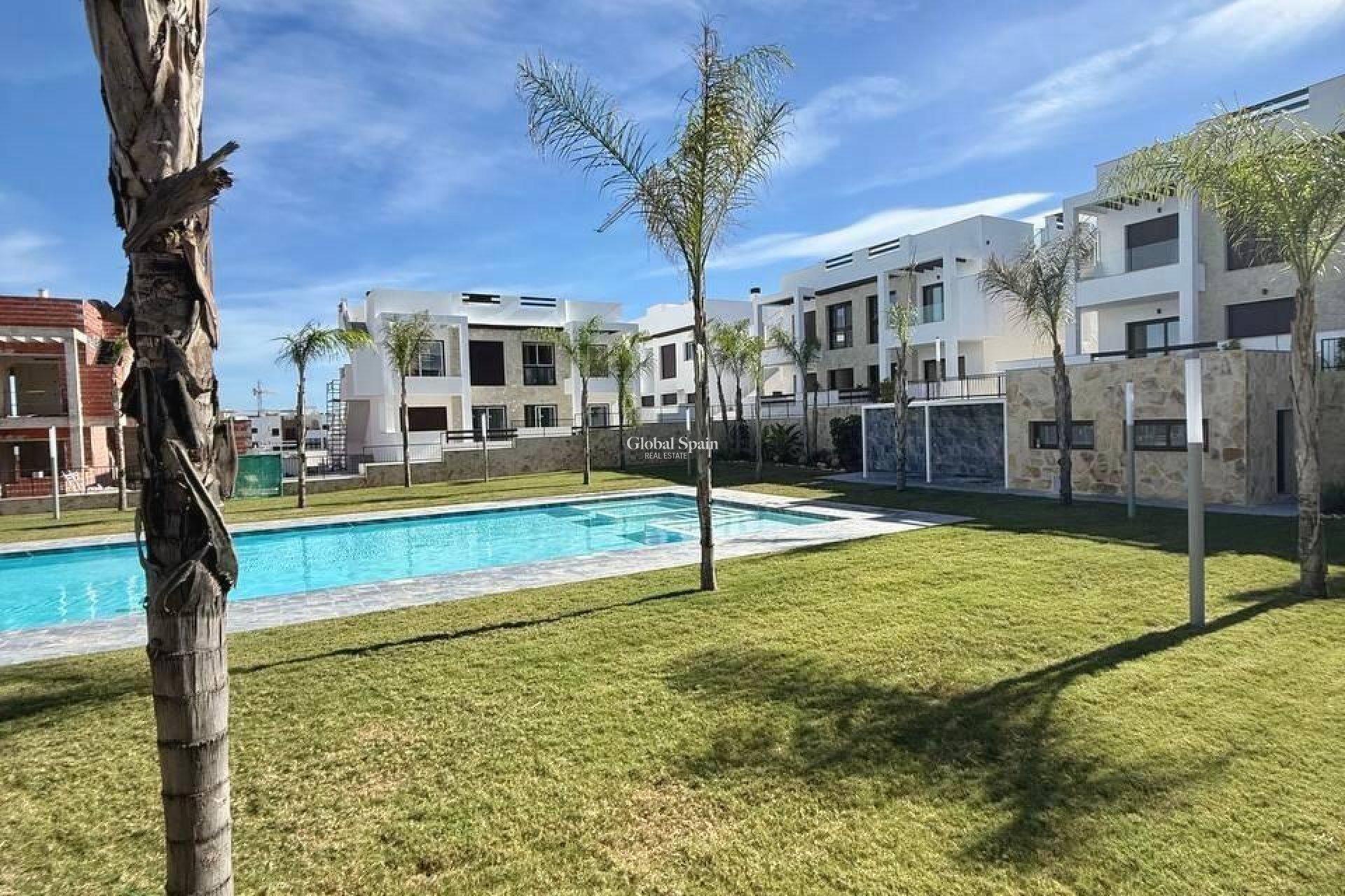 Resale - APARTMENT -
ORIHUELA - Urbanización Perla del Mar