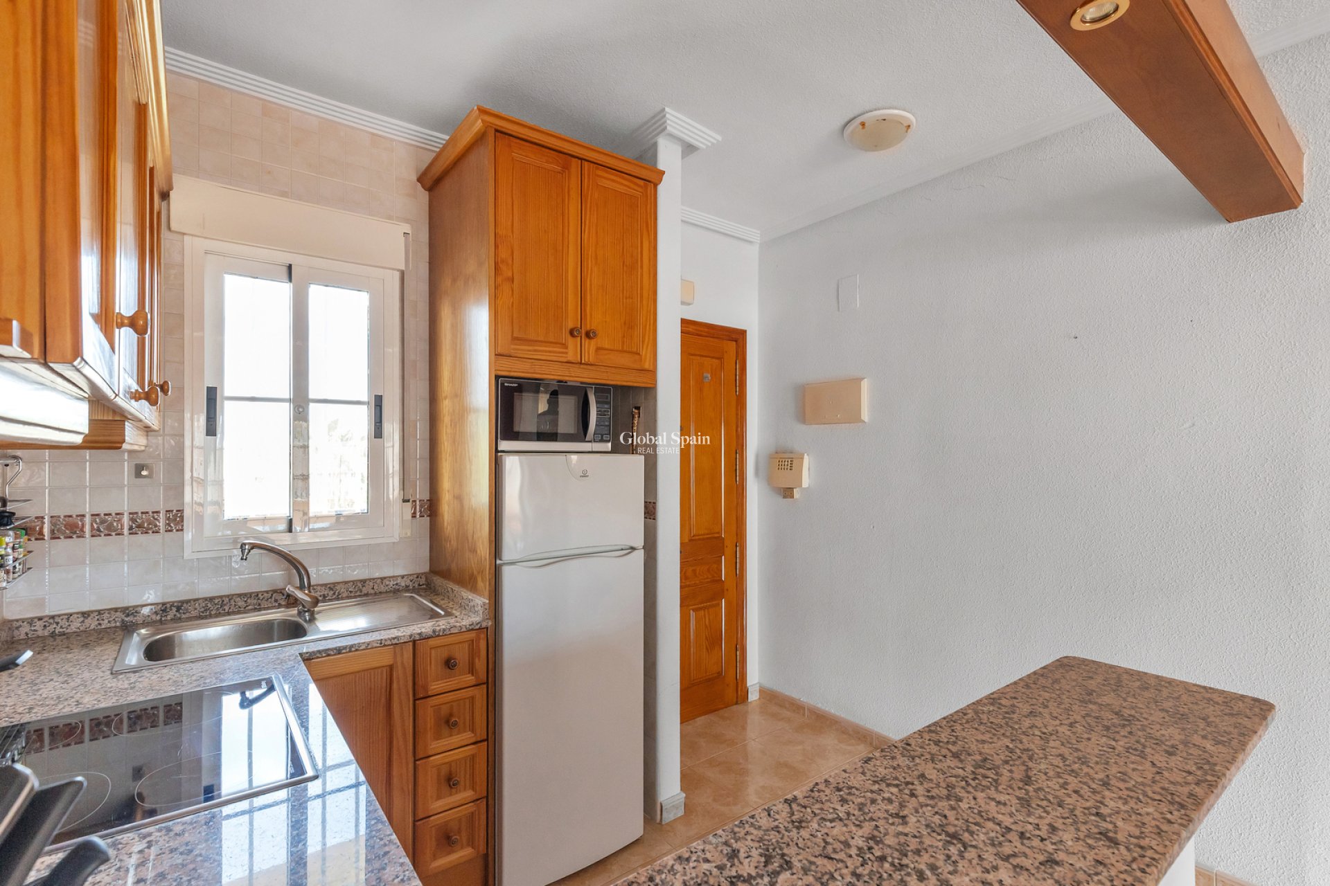 Resale - APARTMENT -
ORIHUELA - VILLAMARTÍN