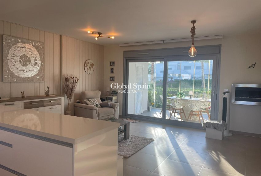 Resale - APARTMENT -
ORIHUELA - Vistabella Golf