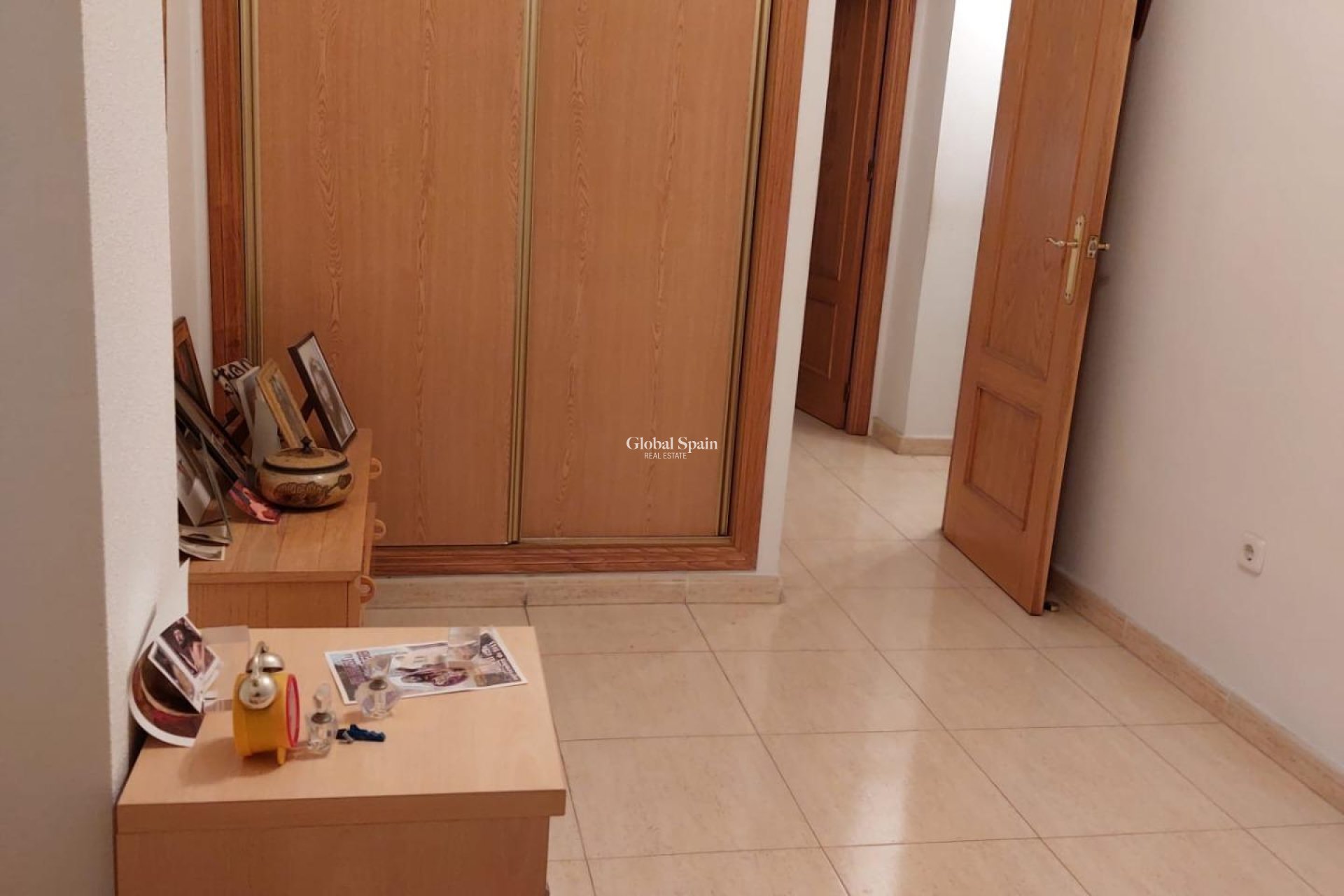 Resale - APARTMENT -
ORIHUELA - Zona Centro