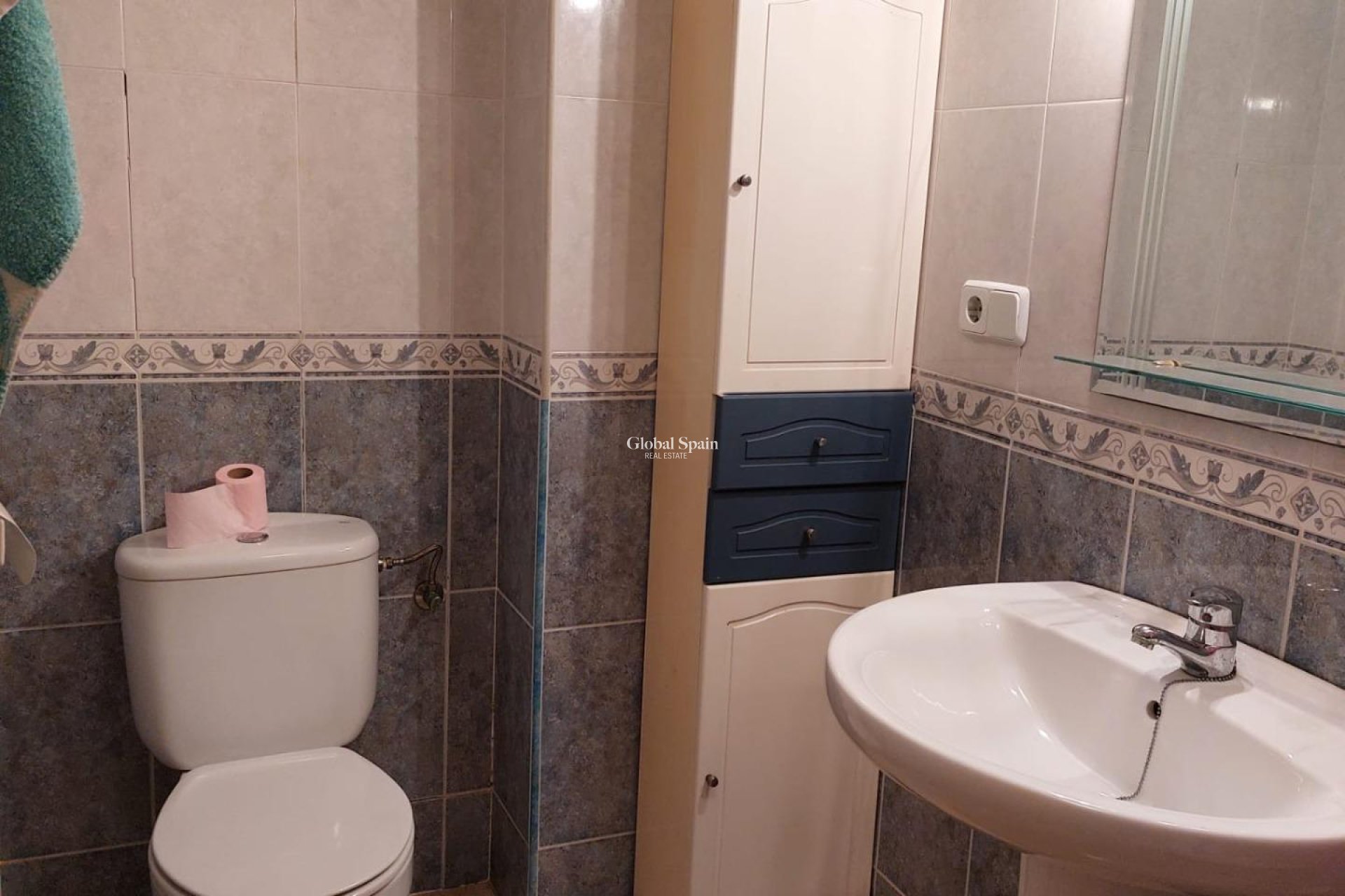 Resale - APARTMENT -
ORIHUELA - Zona Centro