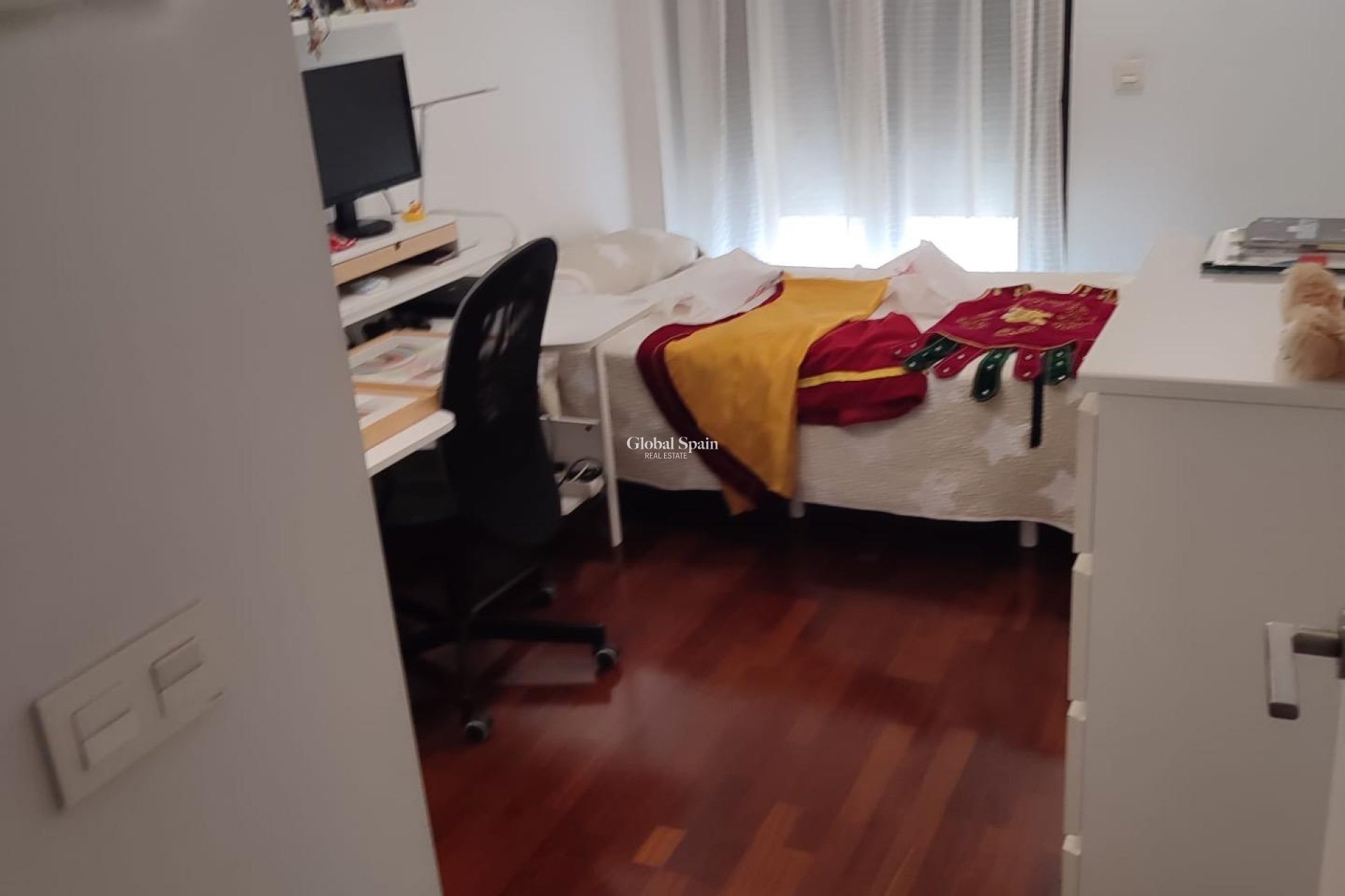 Resale - APARTMENT -
ORIHUELA - Zona Centro