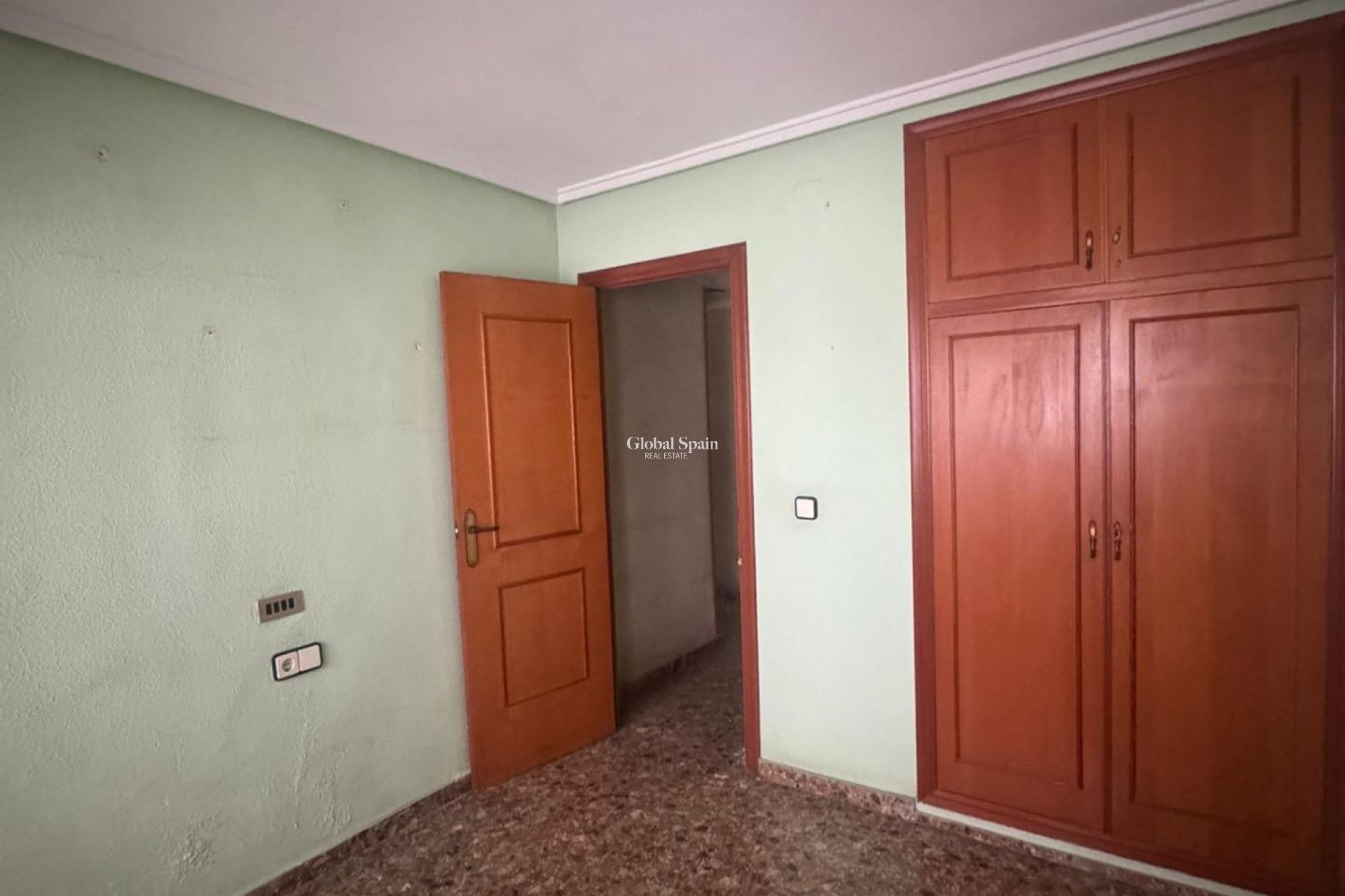 Resale - APARTMENT -
ORIHUELA - Zona Centro