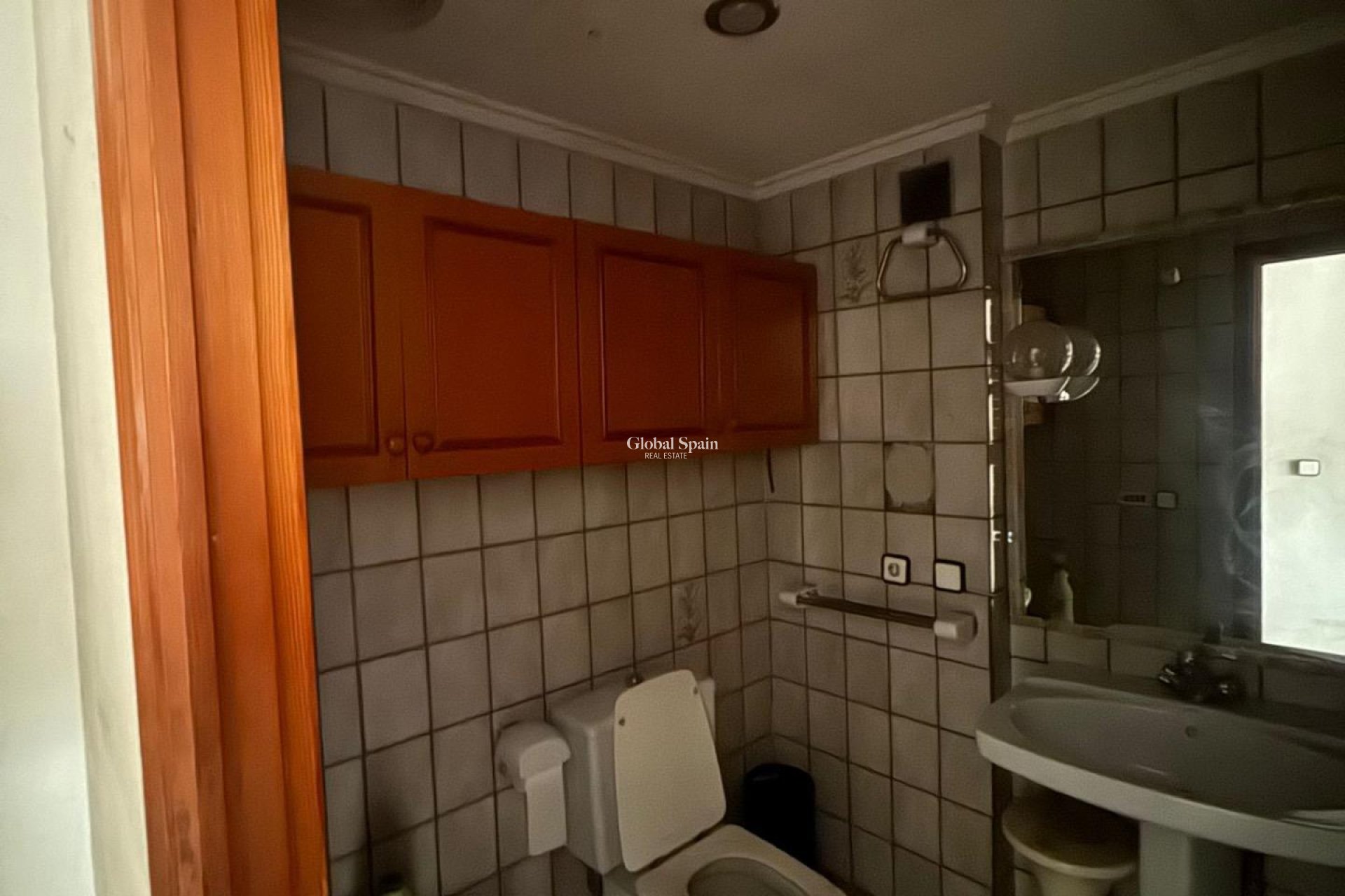 Resale - APARTMENT -
ORIHUELA - Zona Centro