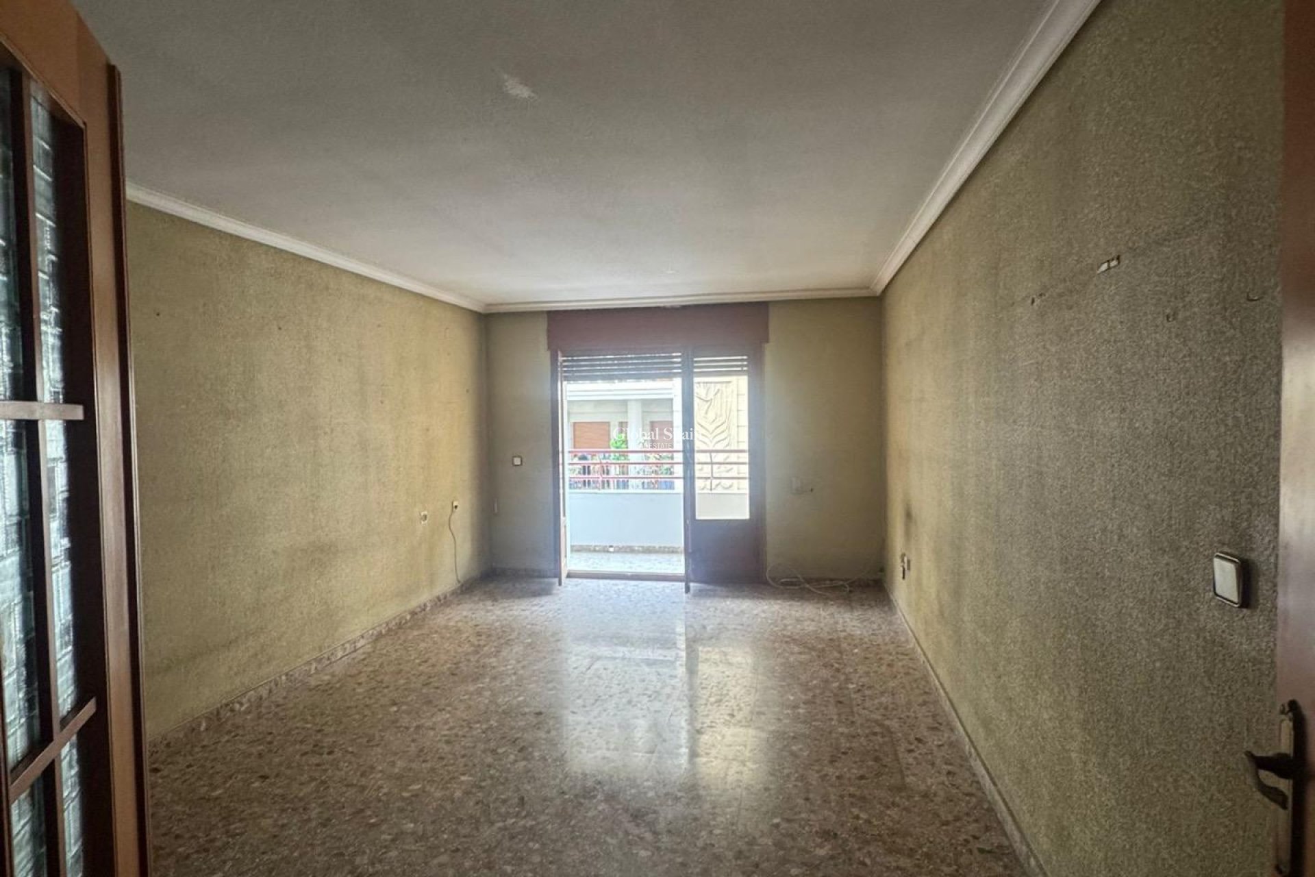 Resale - APARTMENT -
ORIHUELA - Zona Centro