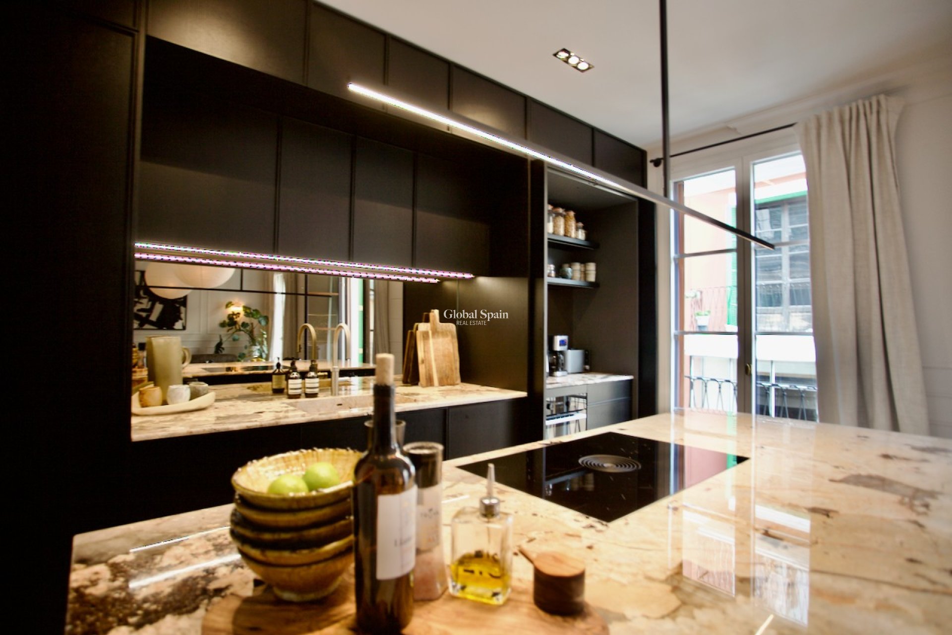 Resale - APARTMENT -
PALMA - Centre